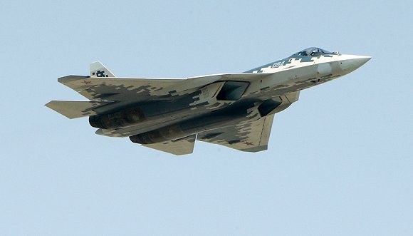 俄舉行衛國戰爭勝利紀念大閱兵 高超音速導彈高調亮相