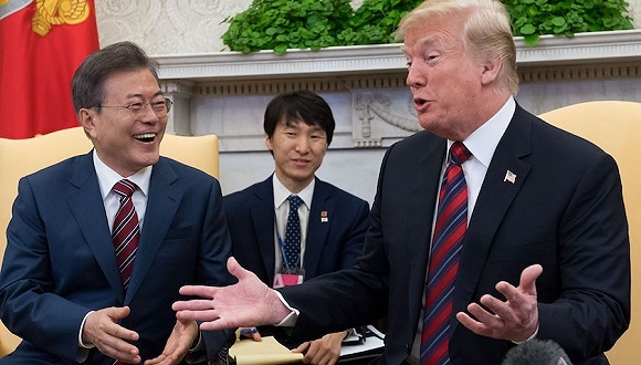 文在寅期待美朝韓三方峰會 稱希望藉此正式結束朝鮮戰爭