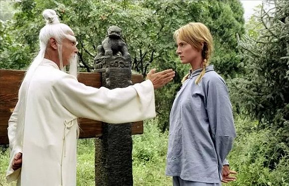 《殺死比爾》上映15周年：昆汀·塔倫蒂諾給東西方電影的一封雙語情書