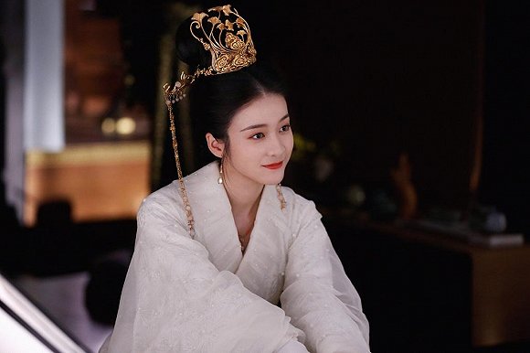 劇訊 | 張雪迎李治廷《白髮皇妃》0515開播 曾舜晞0519《帶著爸爸去留學》