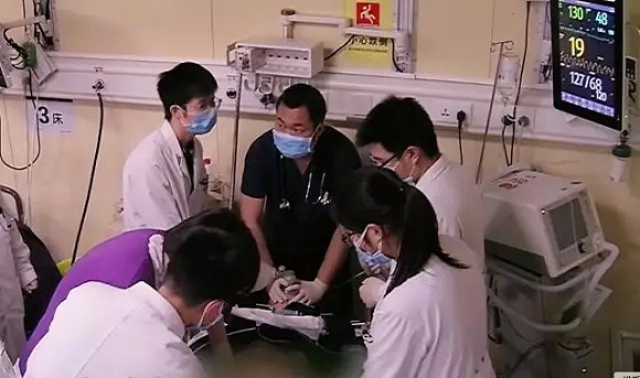 《忘不了餐廳》豆瓣9.4出圈,「醫療紀實節目不是也不應成風口」